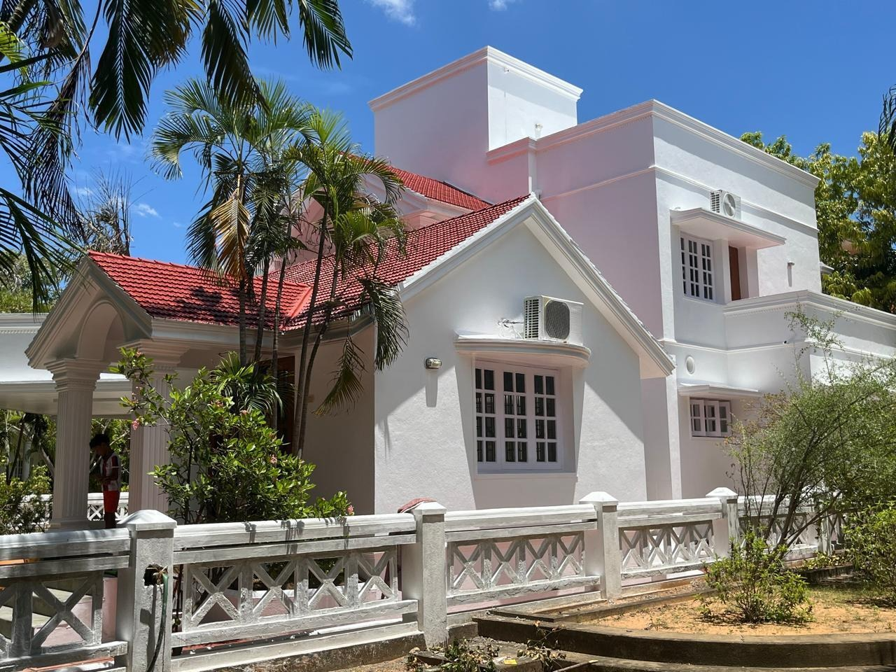 Driftwood Kanathur, ECR